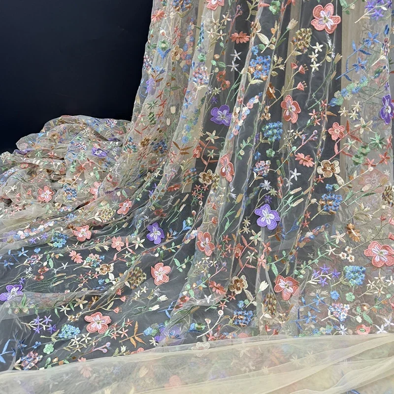 Textile And Sewing Materials - 花の刺繍が施されたチュールの生地,テキスタイルメッシュの素材,レースの花,ブライダルガウン,結婚式のドレス,手作りの縫製アクセサリー