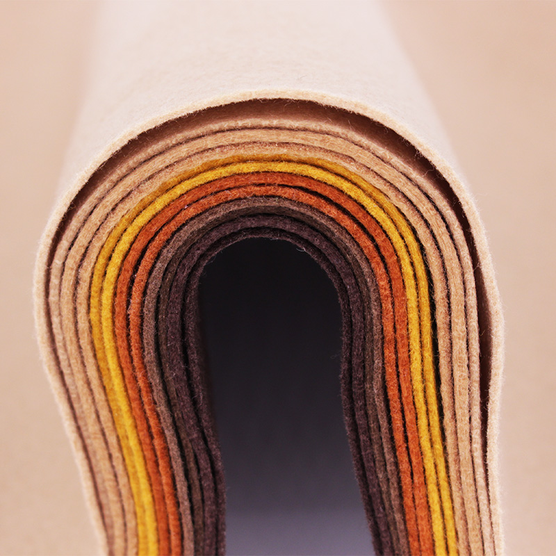 1.2 ミリメートル黒、白、茶色、高密度フェルト柔らかい生地 - Textile And Sewing Materials のレビューと価格