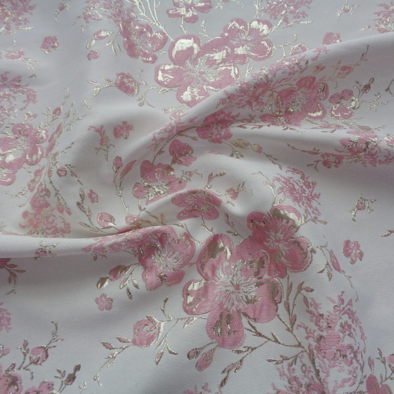 100x145cm 花柄エンボス加工ジャカード生地 金糸織り - Sewing Thread In Textile のレビューと価格