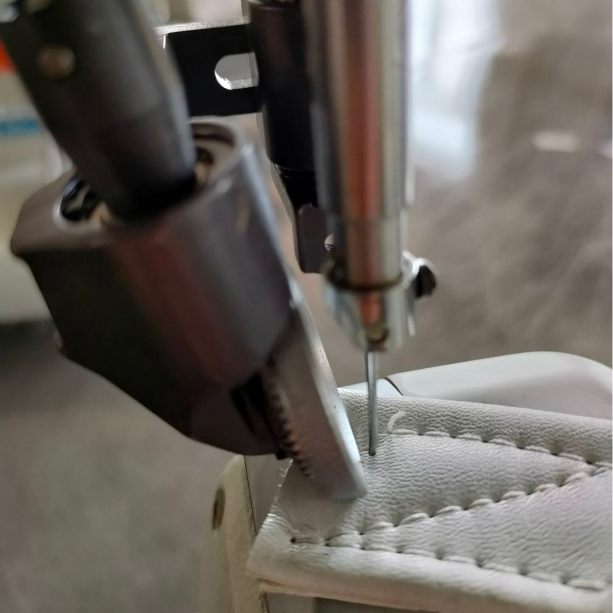 9910単針靴革製品縫製機、ローラーカーニードルカーシングル - Sewing Thread Production のレビューと価格