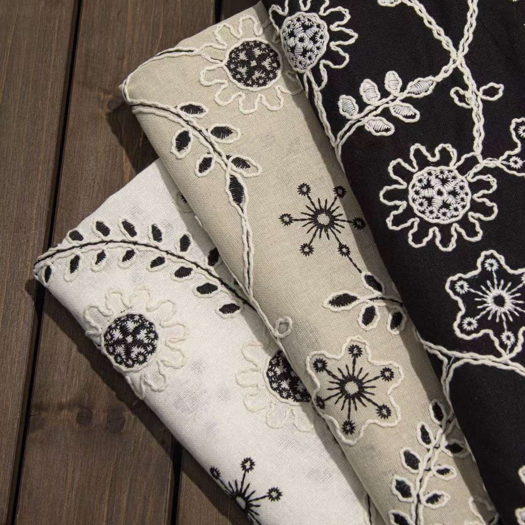 ヴィンテージ風フルワイド刺繍入り3Dコットンコードレース生地 - Vintage Sewing Textile のレビューと価格